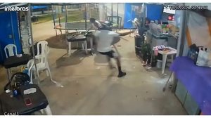 Reprodução câmera de segurança