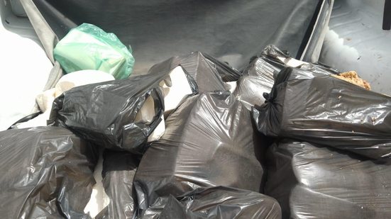 Imagem Vigilância Sanitária interdita pastelaria no Vergel e apreende 300 kg de queijo impróprios para consumo