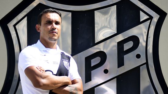 Pottker fala sobre saída do CRB: \u0027Sentia falta de ir ao trabalho feliz\u0027