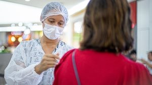 Um dos principais métodos de prevenção contra doenças está à disposição dos usuários nas unidades de saúde - Foto: Secom Maceió