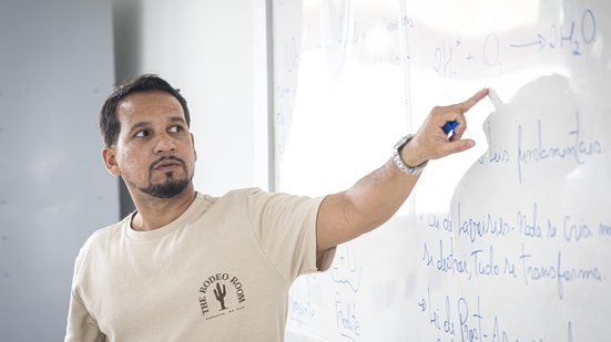 A seleção será feita exclusivamente por análise de títulos e experiência profissiona - Foto: Agência Alagoas