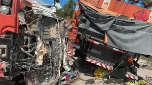 Caminhões batem de frente na AL-105 e deixa vítima presa às ferragens no Benedito Bentes - Reprodução / TV Pajuçara