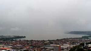 A população pode acionar a Defesa Civil pelo 199 ou 156. - Foto: Torre da TV Pajuçara