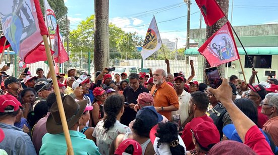 Iteral negocia com sem-terra e libera trecho da Avenida Fernandes Lima após protesto - Ascom Iteral