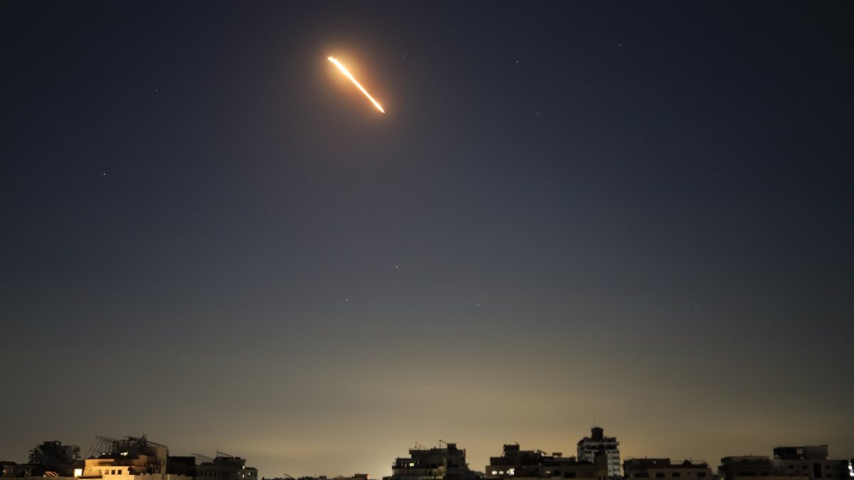 O que é a Guarda Revolucionária do Irã e qual seu papel no conflito atual?