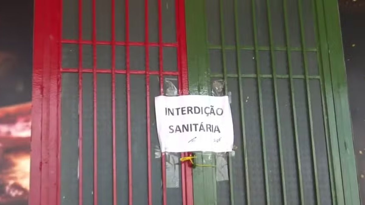 Mulher morre e mais 113 pessoas vão a hospital após comerem em pizzaria na Paraíba