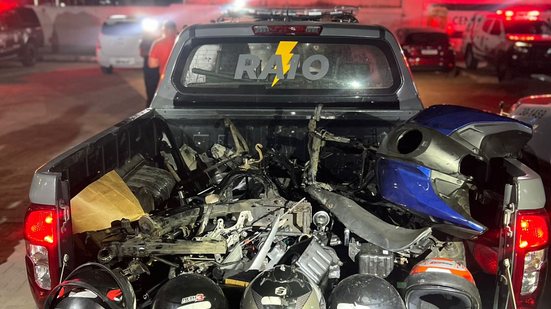 PM flagra desmanche de motocicletas em residência no Clima Bom - Ascom PMAL