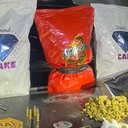 Imagem Ponto de comércio de drogas é localizado e Polícia apreende 3kg de maconha e arma