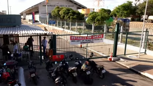 Imagem Portuários voltam a fechar a entrada do Porto de Maceió na busca por reajuste em acordo; trânsito é afetado