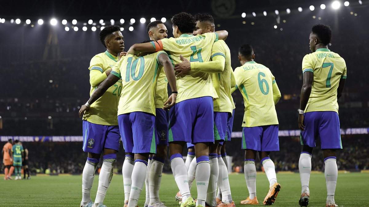 Fora da Copa, craque brasileiro passará por cirurgia de reconstrução do ligamento