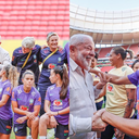 Lula cumprimenta a jogadora Marta. - Fotos: Ricardo Stuckert/PR