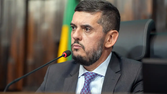 Bacellar foi levado para superintendência da corporação no Rio - Foto: Thiago Lontra/ALERJ