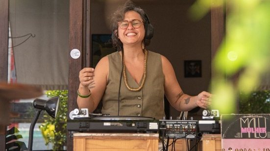 Imagem Após sucesso da estreia, Vinil na Área volta em março com protagonismo feminino