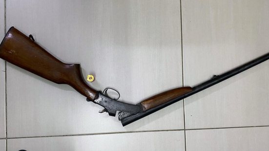Homem é preso em flagrante por tentativa de homicídio e posse ilegal de arma em Batalha - Foto: Cortesia/PC
