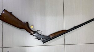 Homem é preso em flagrante por tentativa de homicídio e posse ilegal de arma em Batalha - Foto: Cortesia/PC