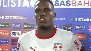 Zagueiro do Red Bull Bragantino é suspenso por 12 jogos por fala machista - Reprodução / TNT Sports