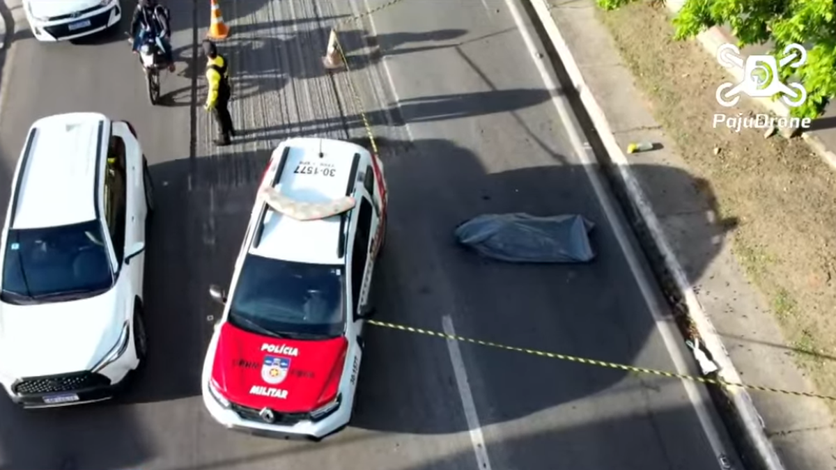 Motociclista morre em acidente com carro na Avenida Fernandes Lima