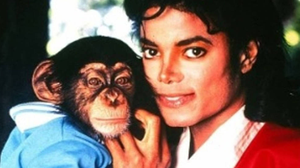 Michael Jackson e seu chimpanzé Bubbles - @michaeljackson no Instagram
