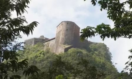 Tumulto em ponto turístico no Haiti deixa cerca de 30 mortos pisoteados