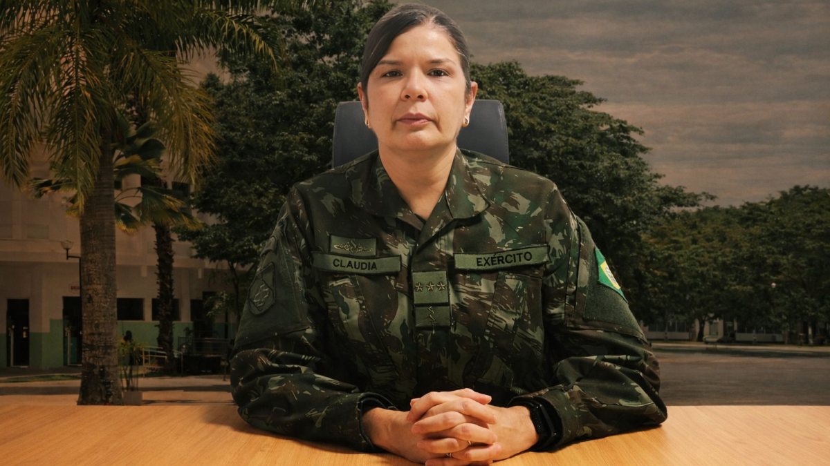 Exército brasileiro promove primeira mulher à patente de general