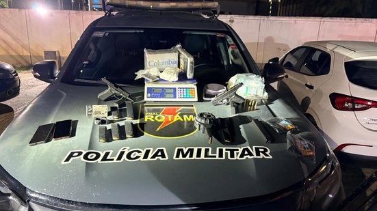 Polícia Militar prende homem com drogas, armas e munições na BR-349 - Divulgação / PMAL