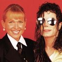Imagem Michael Jackson fez proposta para ter filho com Xuxa nos anos 90
