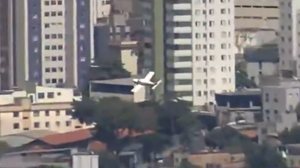 Polícia apura se suposto excesso de peso pode ter contribuído com acidente aéreo em BH - Reprodução / TV Globo