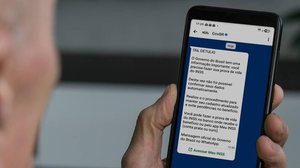 Mensagem oficial enviada pelo governo tem um selo azul verificado no WhatsApp - Divulgação / INSS