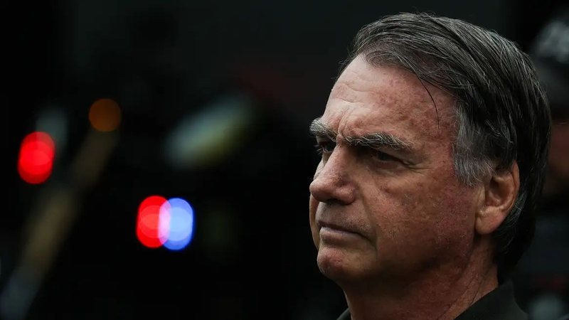 Nunes Marques avalia julgar anulação da pena de Bolsonaro após o 2º turno