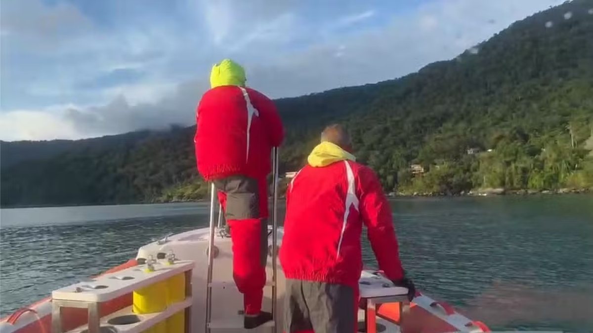 Corpo é encontrado durante buscas por homem que desapareceu em Ilhabela