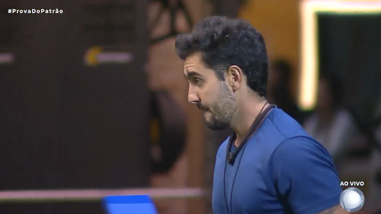 Virada no jogo? João Victor vence a Prova do Patrão e promete mexer com a casa