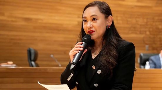 Eileen Wang, prefeita de Arcadia, na Califórnia, nos Estados Unidos. Foto de abril de 2025 - Divulgação / Prefeitura de Arcadia
