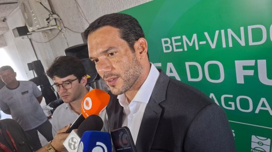 Samir Xaud conversou com a imprensa antes das eleições - Pedro Acioli* com João Victor Souza