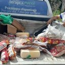 Fiscalização apreende 200 kg de alimentos estragados em estabelecimentos na parte alta de Maceió - Reprodução / Secom Maceió