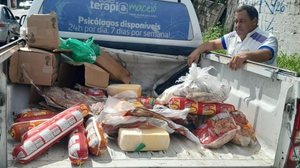 Fiscalização apreende 200 kg de alimentos estragados em estabelecimentos na parte alta de Maceió - Reprodução / Secom Maceió