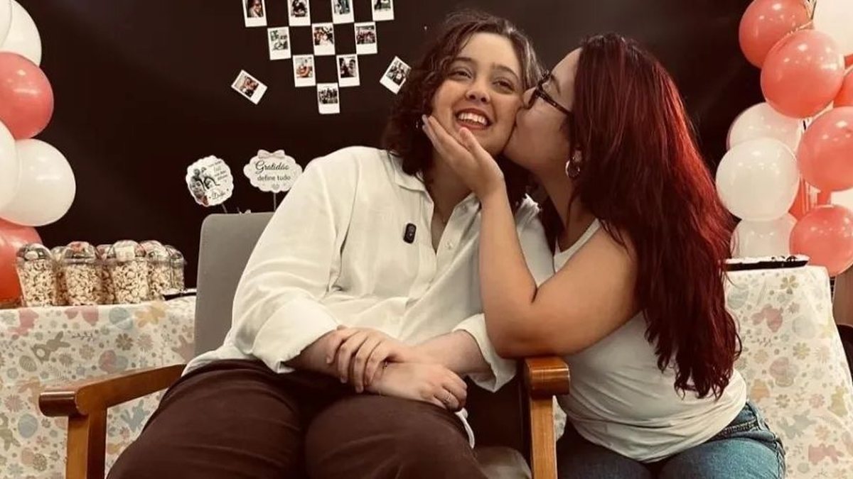 \u0027Elas se amavam como irmãs\u0027: amigas com leucemia morrem com 1h de diferença