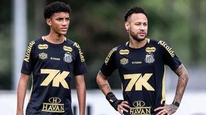 Neymar e Robinho Jr. durante treinamento do Santos - Raul Baretta / Santos