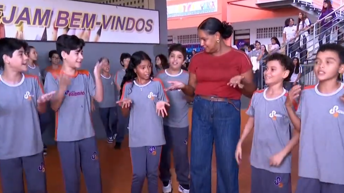 Farmar aura e six seven? TV Pajuçara foi às ruas saber das gírias da internet que estão deixando os mais velhos confusos