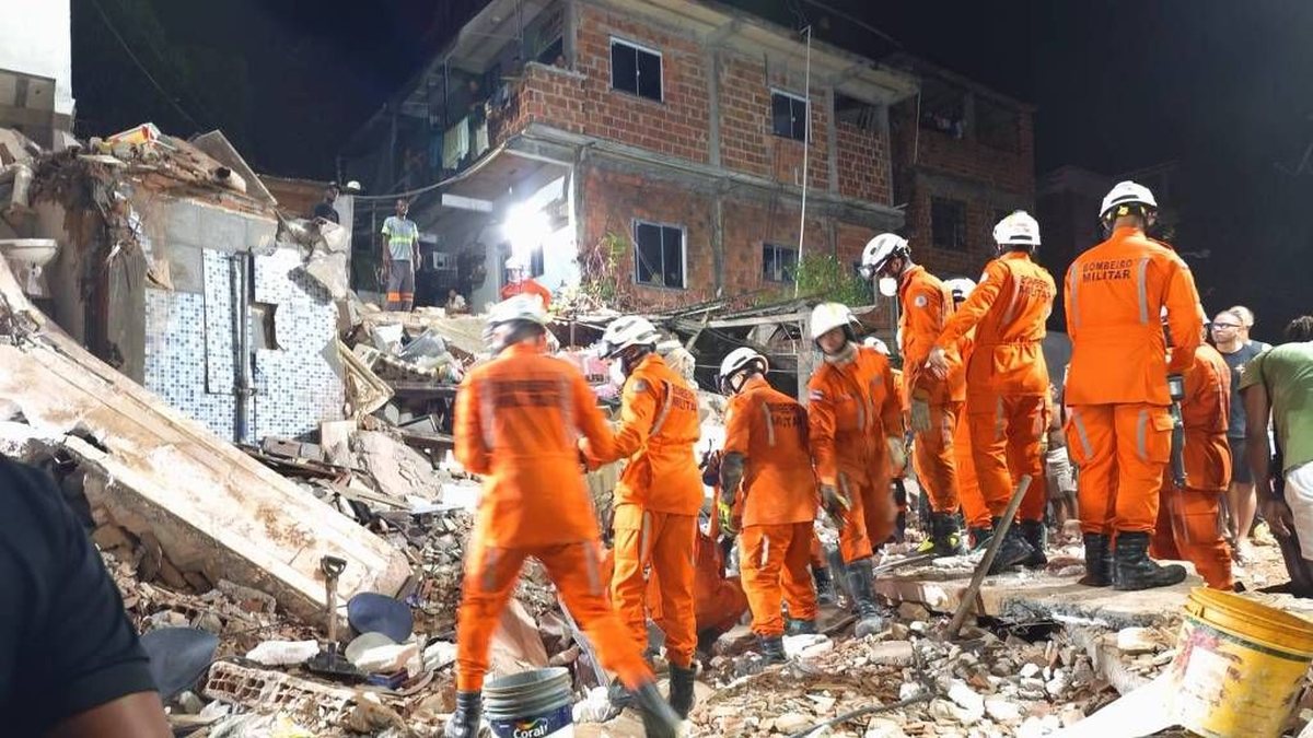 Salvador: sobe para três o número de mortos em desabamento de edifício