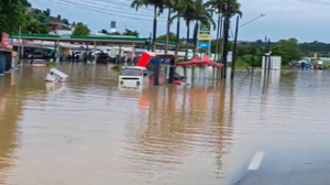 Equipes atuarão em conjunto com as defesas civis, estaduais e municipais. - Foto: PRF