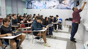 Pode participar o estudante com contrato firmado até 2017 e que estava em fase de amortização - Foto: Agência Brasil