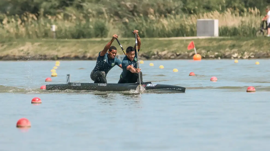 Gabriel Assunção e Jacky Godmann vão ao pódio no C2 500m - Foto: braca_paddles