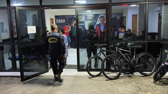 Os suspeitos foram conduzidos à Central de Flagrantes para passar pelos procedimentos cabíveis. - Foto: Ascom Semsc.