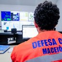 Em caso de necessidade, a população pode acionar a Defesa Civil pelos telefones 199 ou 156, disponíveis 24 horas por dia. - Foto: Arquivo/ Secom Maceió