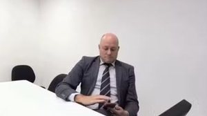 Advogado pede condenação do próprio cliente e deixa juíza indignada - Reprodução