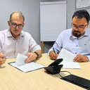 Imagem PSCOM e Sindicato dos Jornalistas formalizam reajuste salarial da categoria