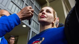 STJ nega pedido de habeas corpus para influenciadora Deolane Bezerra - Folhapress