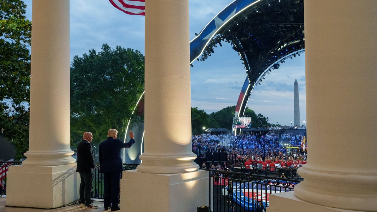FBI diz que impediu possível ataque a evento do UFC na Casa Branca no aniversário de Trump