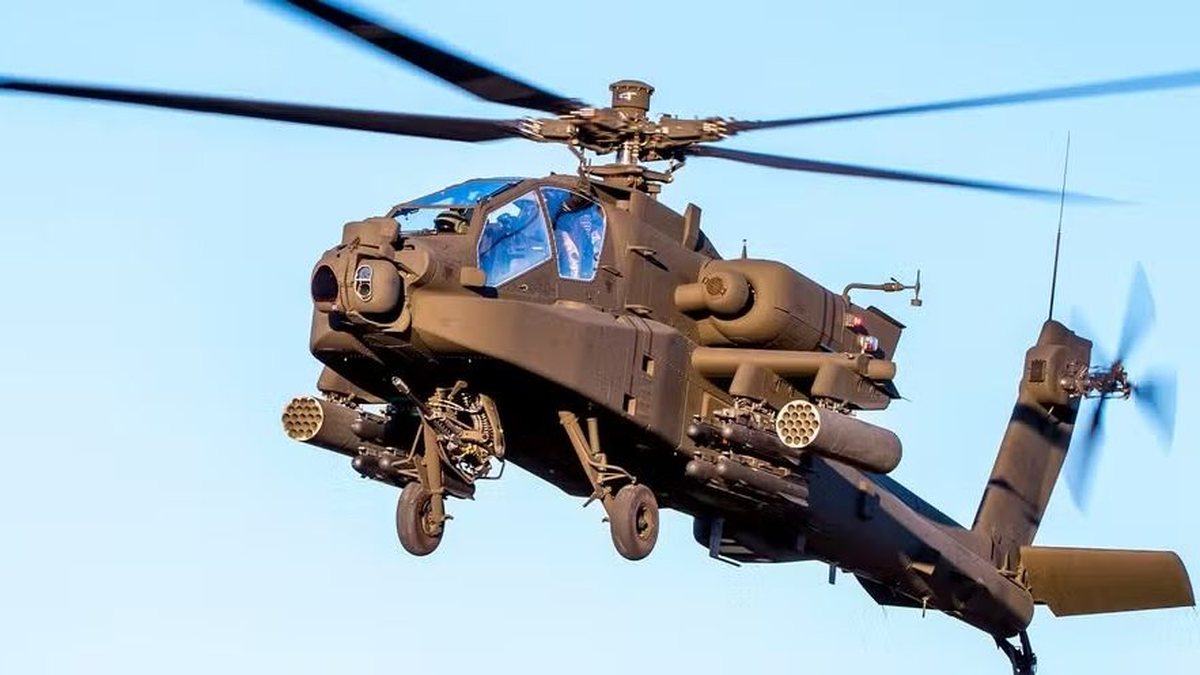 Helicóptero do Exército dos EUA cai perto do Estreito de Hormuz