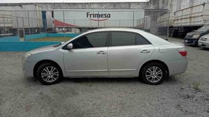Carro Toyota Premio 2007 é leiloado por R$ 10,5 mil no lote 14 - Divulgação / Receita Federal
